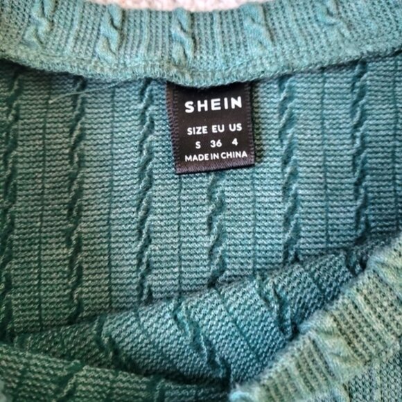 ✨EMERY ROSE Solid Puff Sleeve Tee✨ - Picture 3 of 4